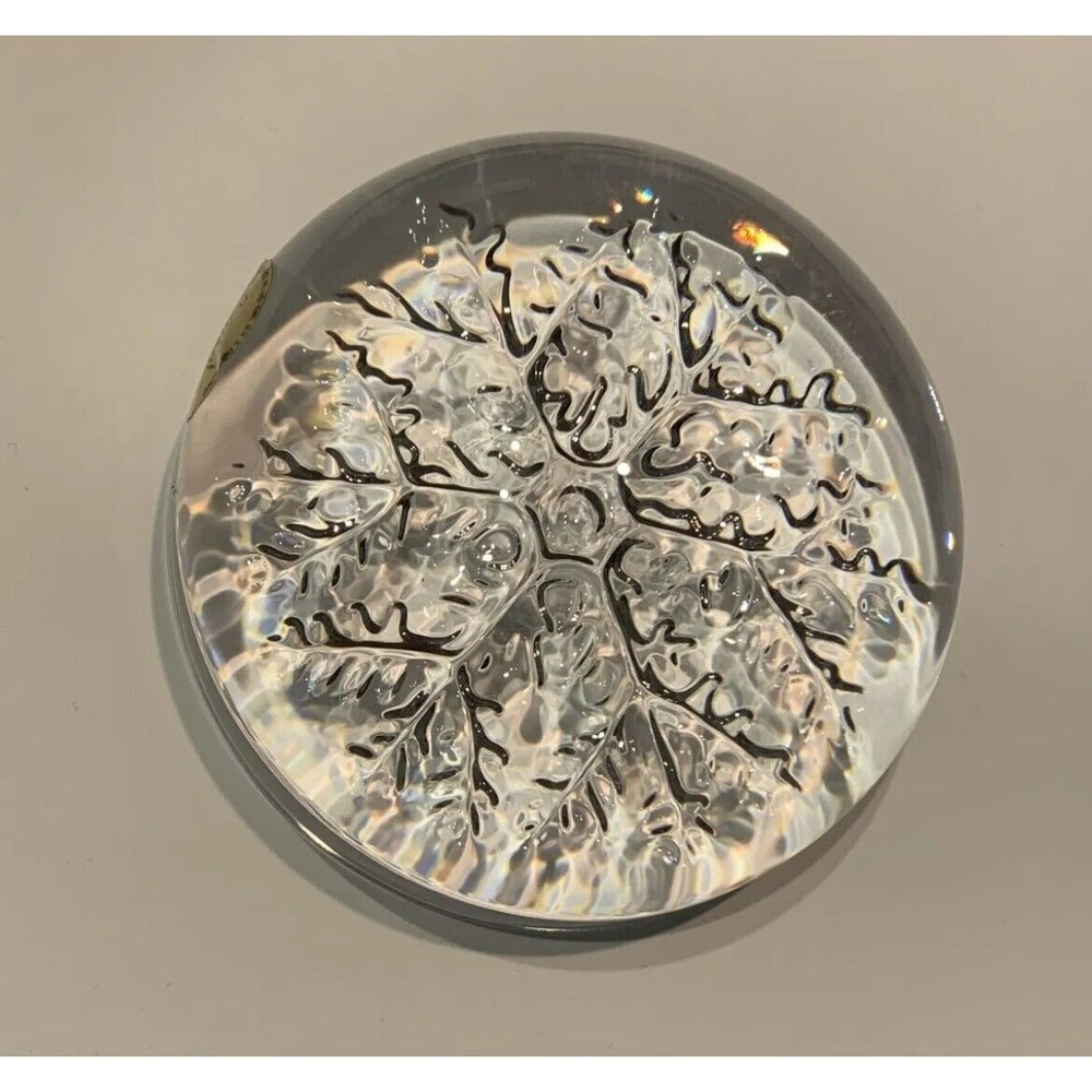 Vintage CRISTAL Snowflake PaperWeight GARANTI Genuine Lead Crystal FRANCE Pretty